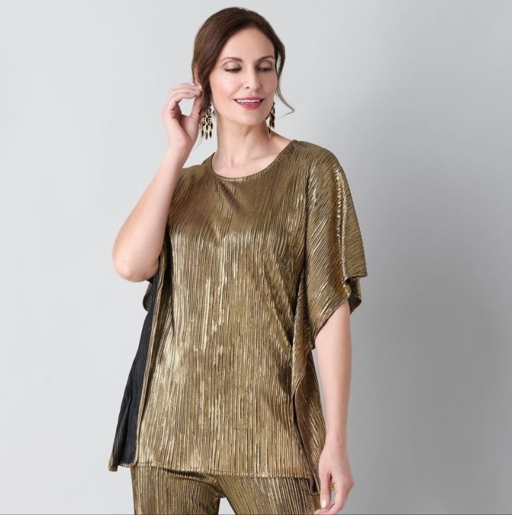 Caoline Rose Plisse Caftan Crinckled‎ Metallic Short Sleeve Top: Gold